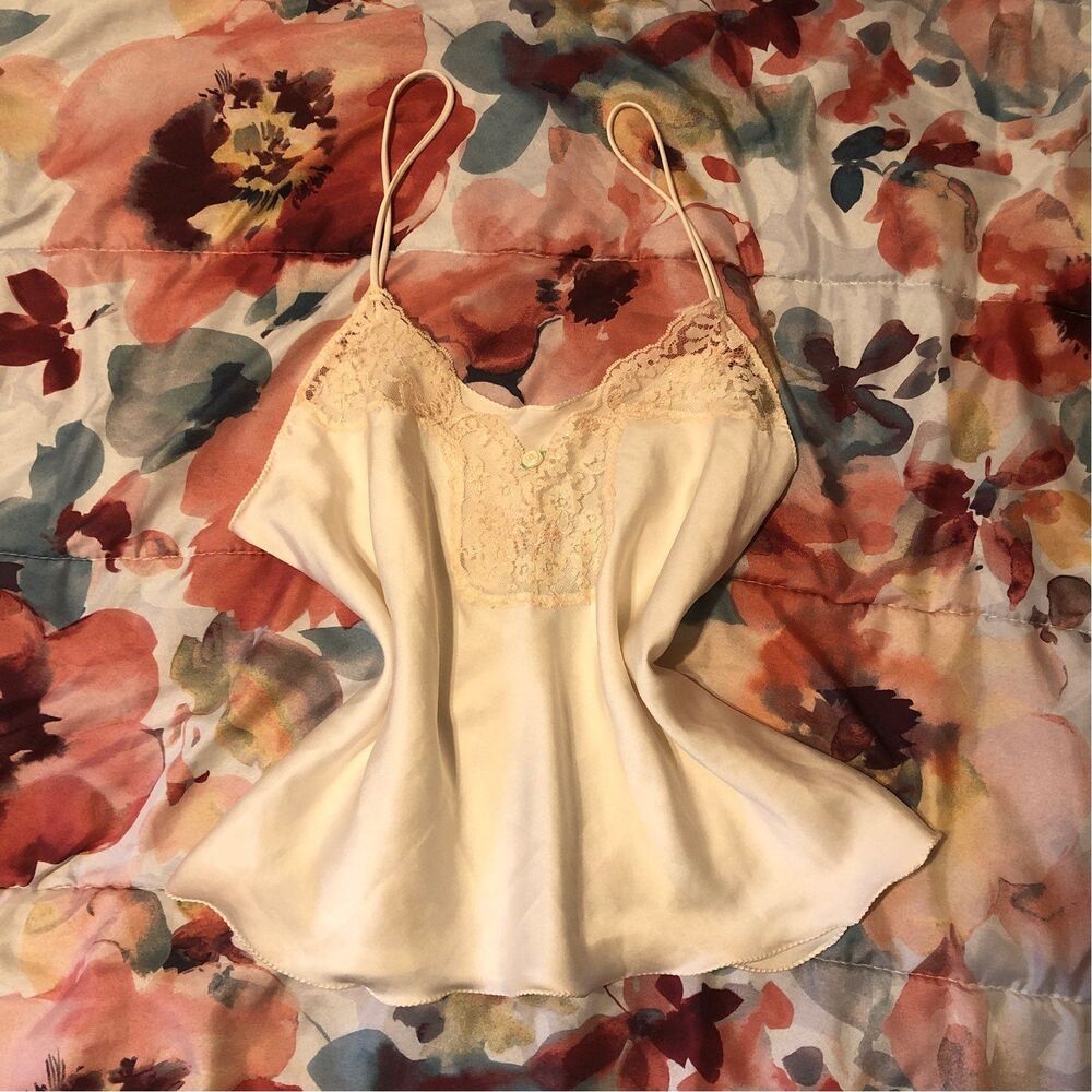 Vintage Victoria's Secret Ivory Cami